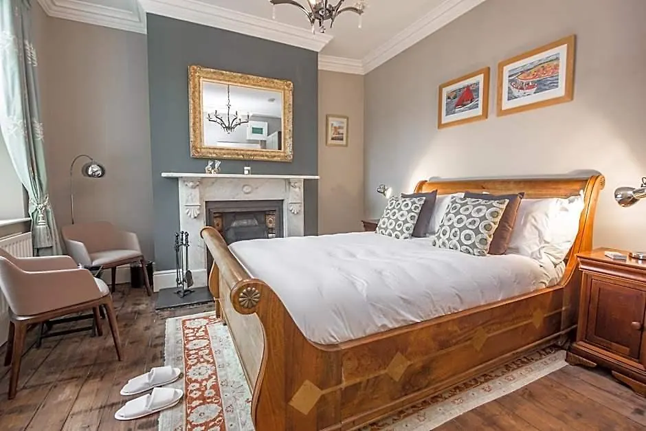St Valery Boutique Bed + Breakfast-1